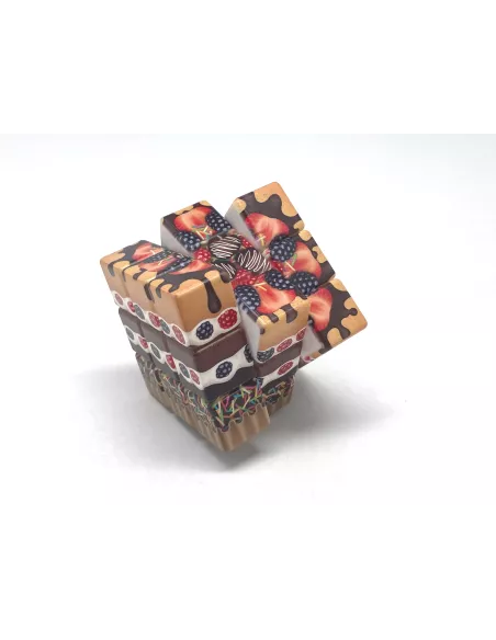 Yummy cube